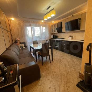 Продается 2-х комнатная квартира, 70 м²