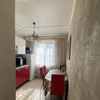 Продается 1-комнатная квартира, 37,4 м²