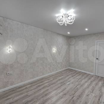 Продается 1-комнатная квартира, 43 м²