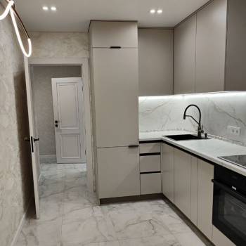 Продается 1-комнатная квартира, 43 м²