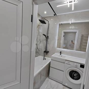 Продается 1-комнатная квартира, 43 м²