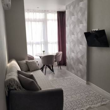 Продается 1-комнатная квартира, 42 м²