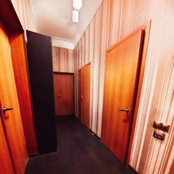 Продается Многокомнатная квартира, 98,8 м²