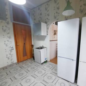 Продается Многокомнатная квартира, 98,8 м²