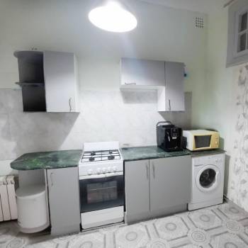 Продается Многокомнатная квартира, 98,8 м²