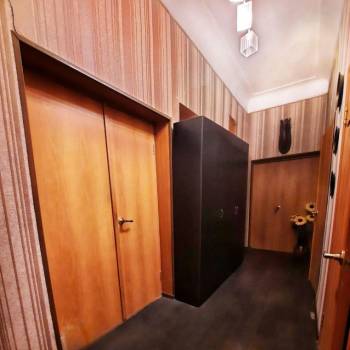 Продается Многокомнатная квартира, 98,8 м²