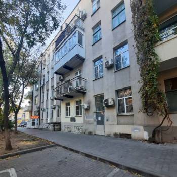 Продается Многокомнатная квартира, 98,8 м²