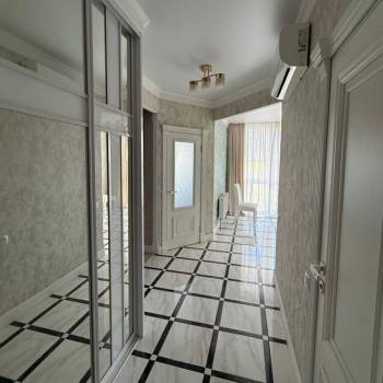 Продается 1-комнатная квартира, 48 м²