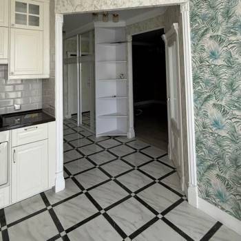 Продается 1-комнатная квартира, 48 м²