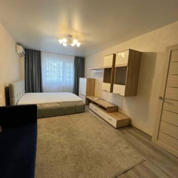 Сдается 1-комнатная квартира, 44 м²