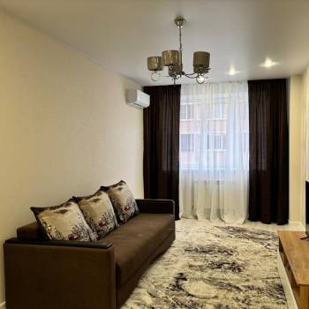 Сдается 2-х комнатная квартира, 60 м²