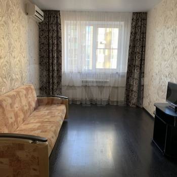 Продается 1-комнатная квартира, 43,9 м²