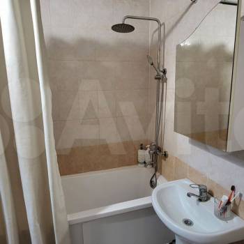 Продается 1-комнатная квартира, 40 м²