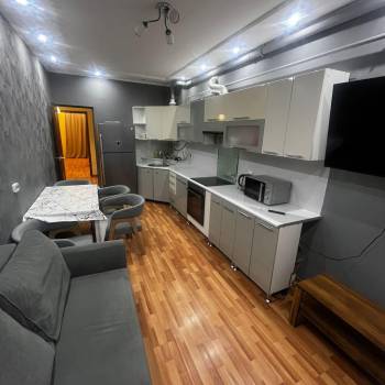 Сдается 1-комнатная квартира, 47 м²