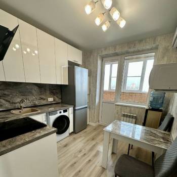 Продается 3-х комнатная квартира, 65,8 м²