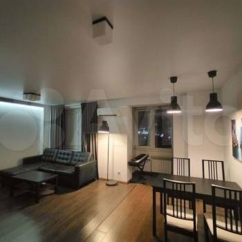 Продается 1-комнатная квартира, 45 м²