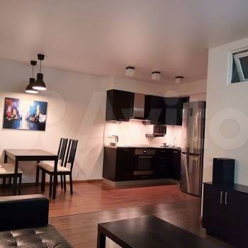 Продается 1-комнатная квартира, 45 м²