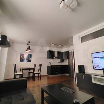 Продается 1-комнатная квартира, 45 м²