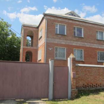 Сдается Нежилое помещение, 200 м²