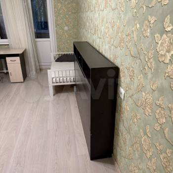 Продается 1-комнатная квартира, 50 м²