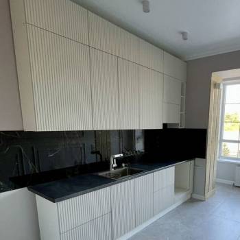 Продается 1-комнатная квартира, 37 м²