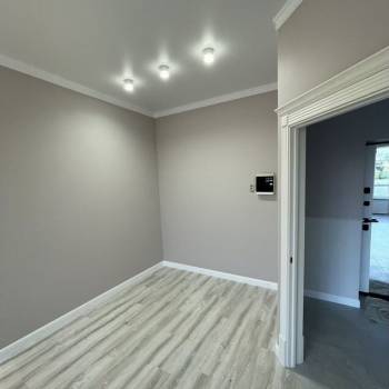 Продается 1-комнатная квартира, 37 м²