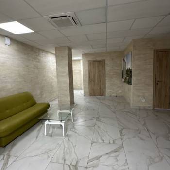 Сдается Офис, 610 м²