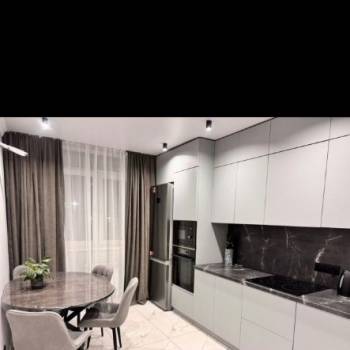 Продается 2-х комнатная квартира, 71,7 м²