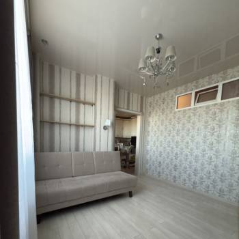 Продается 1-комнатная квартира, 83,1 м²