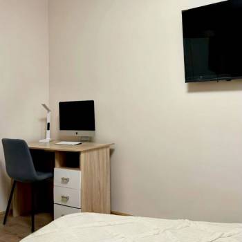 Продается 1-комнатная квартира, 42 м²