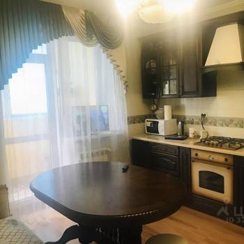 Сдается 1-комнатная квартира, 45 м²