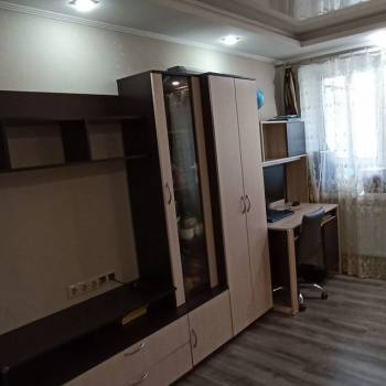 Продается 1-комнатная квартира, 48 м²