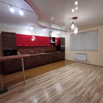 Продается Дом, 192 м²