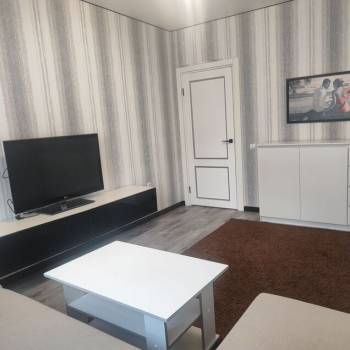 Продается 1-комнатная квартира, 33 м²