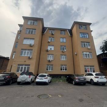 Продается Многокомнатная квартира, 234 м²