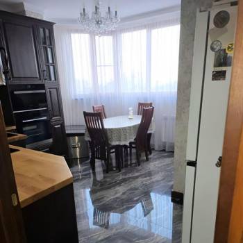 Продается 1-комнатная квартира, 41,19 м²