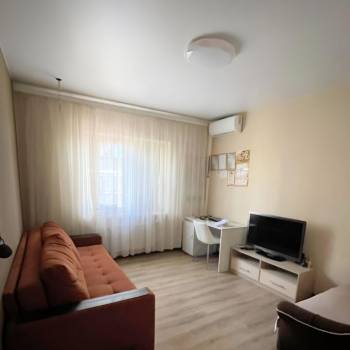 Сдается 1-комнатная квартира, 35 м²