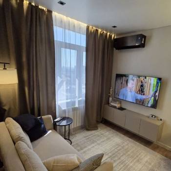 Продается 1-комнатная квартира, 36 м²