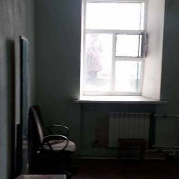 Продается Многокомнатная квартира, 75 м²