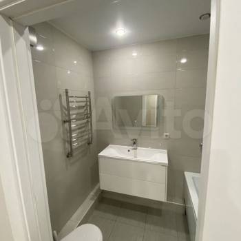 Продается 1-комнатная квартира, 40 м²