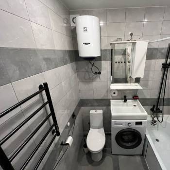 Сдается 1-комнатная квартира, 43 м²