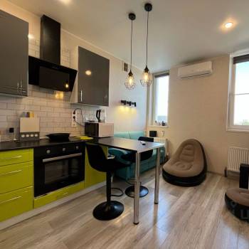 Сдается 1-комнатная квартира, 43 м²