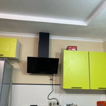 Продается 1-комнатная квартира, 37 м²