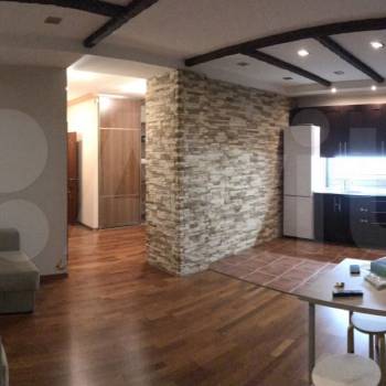 Сдается 2-х комнатная квартира, 72 м²