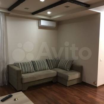 Сдается 2-х комнатная квартира, 72 м²