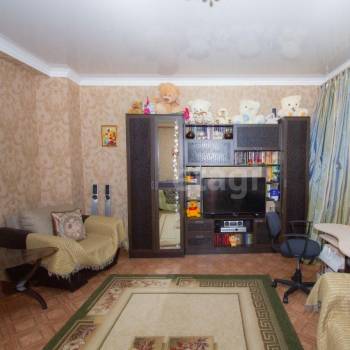 Продается Многокомнатная квартира, 87,2 м²