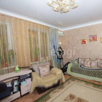 Продается Многокомнатная квартира, 87,2 м²