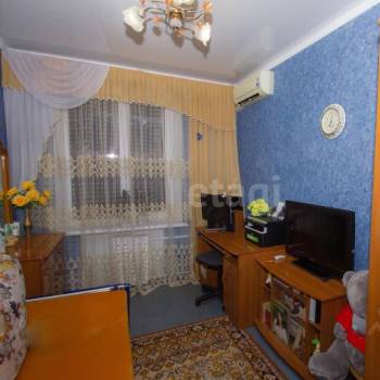 Продается Многокомнатная квартира, 87,2 м²