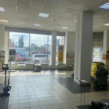 Сдается Нежилое помещение, 267 м²