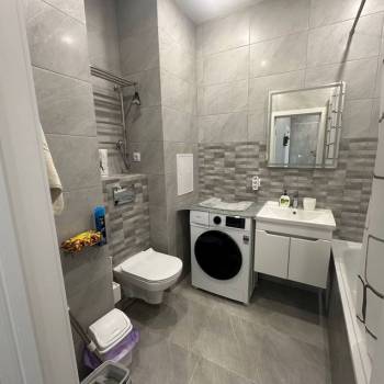 Сдается 1-комнатная квартира, 37 м²